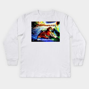 Relaxing Tiger Bright Special Edition Kids Long Sleeve T-Shirt